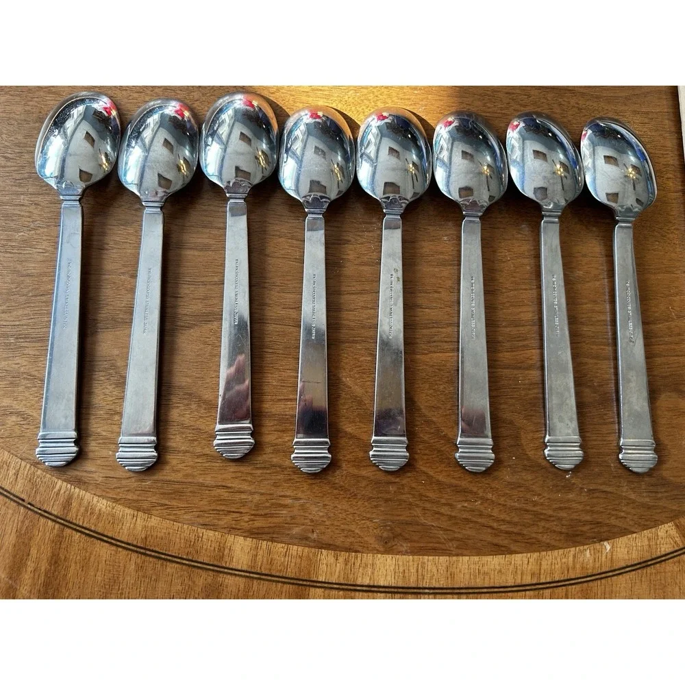 8 Oval Soup Spoons The Main Course MNF1 Glossy Stainless Flatware 7 1/4